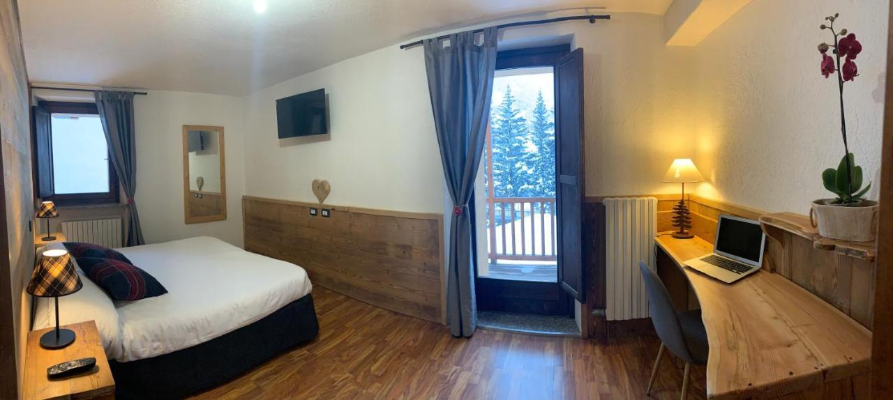Hotel Coeur Du Village La Thuile Luaran gambar
